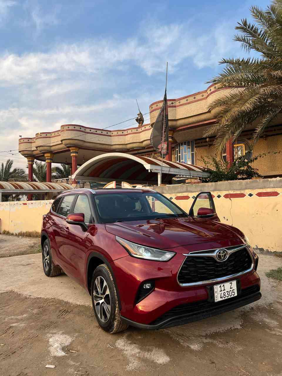 تويوتا هايلندر للبيع 

موديل 2023 

‏‎4 سلندر 

‏‎2500 تيربو 

فول مواصفات 

وارد امريكي 

مواصفات XLE فول الفول 

فتحه سلايد 

صندوق كهرباء 

اشاير بالمري 

رادار امامي وخلفي مسار خطي سياقه ذاتيه 

كشتات تدفئة 

كشنات داخلها جلد 

كشن خلفي منفصل 

شاشه كبيره لمس كأمره دواره 

ويل كب 

ضررها  بنيد فقط
وجتي من امريكا بيه كلير جاملغ خلفي مع باب امامي مع خلفي

لاشاصي ولادواخل 

مكاني بغداد 

للاستفسار الاتصال:
***********
السعر 290$ وبيه مجال للطيبين
