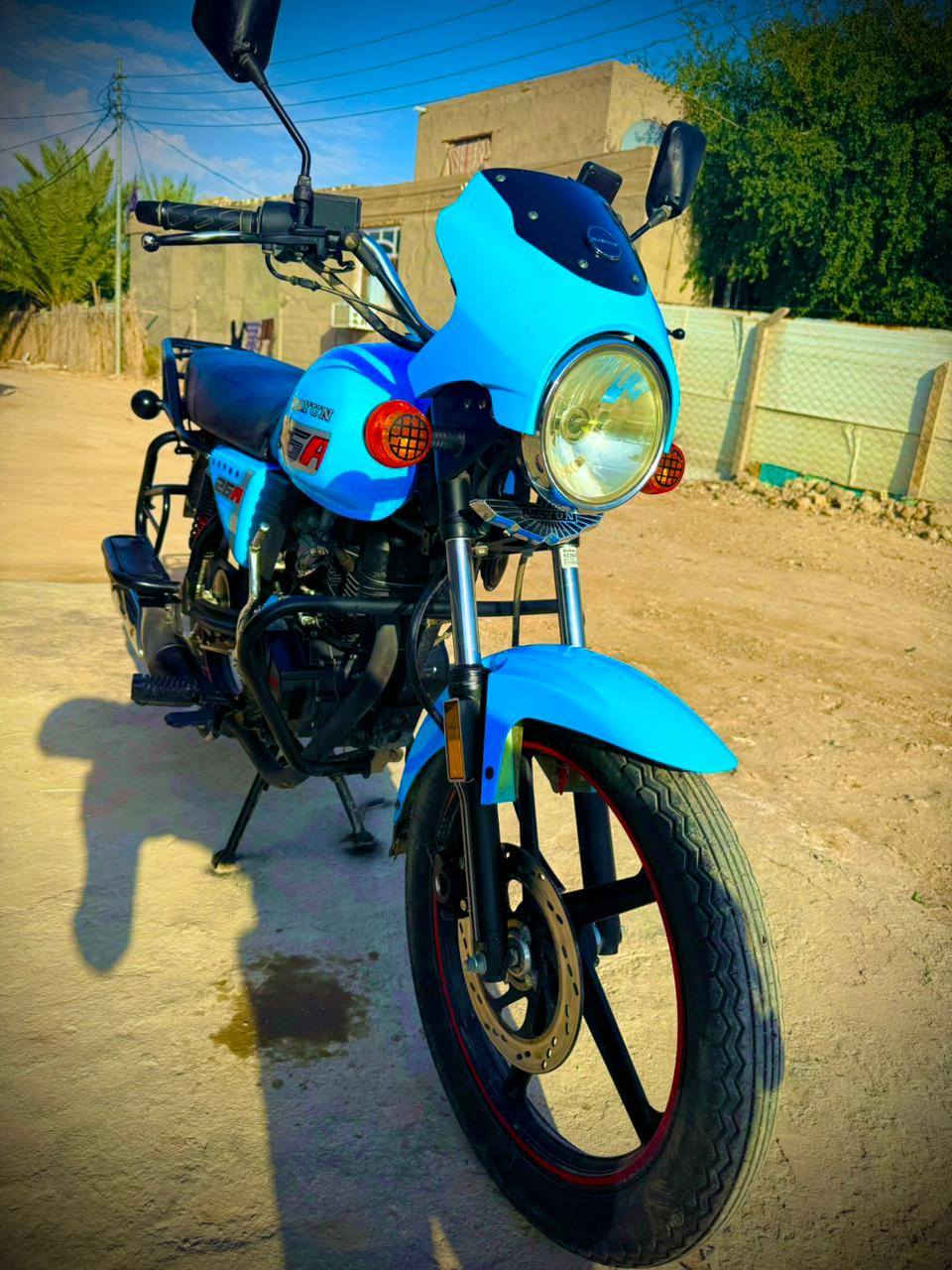 السلام عليكم
دراجه دايوان 
‏موديل 2023

‏دراجه جديده احله من الصور برغي 🔩ما مفتوح بيها الدراجه مرقمه رقم بابل بسمي مداور ثاني يوم سنويه كامله 
الدراجه اي نقص ما بيها كلشي بيها شغال المحرك 150  
مطلعها من الوكيل على ايدي

السعر المطلوب 2250
 وبيها مجال 

‏العنوان حله ابي غرق للاتصال ***********

‏
