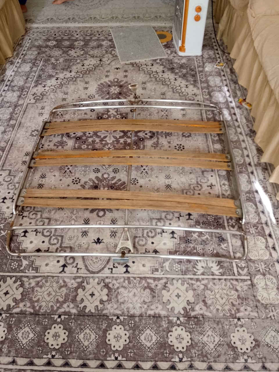 سيبايا للبيع حيدر سحارة اصدار 2020
اليريدهة  يجي استفسار هاذة رقمي 
***********
