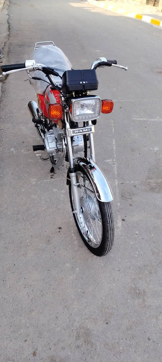 سلام عليكم دراجه وكيل صارله ٢٠يوم من طالعه مكفوله كفاله عامه وراق سكنر سعر ٩٥٠وبيه مجال وراق سكنر شراي يخابر ***********
