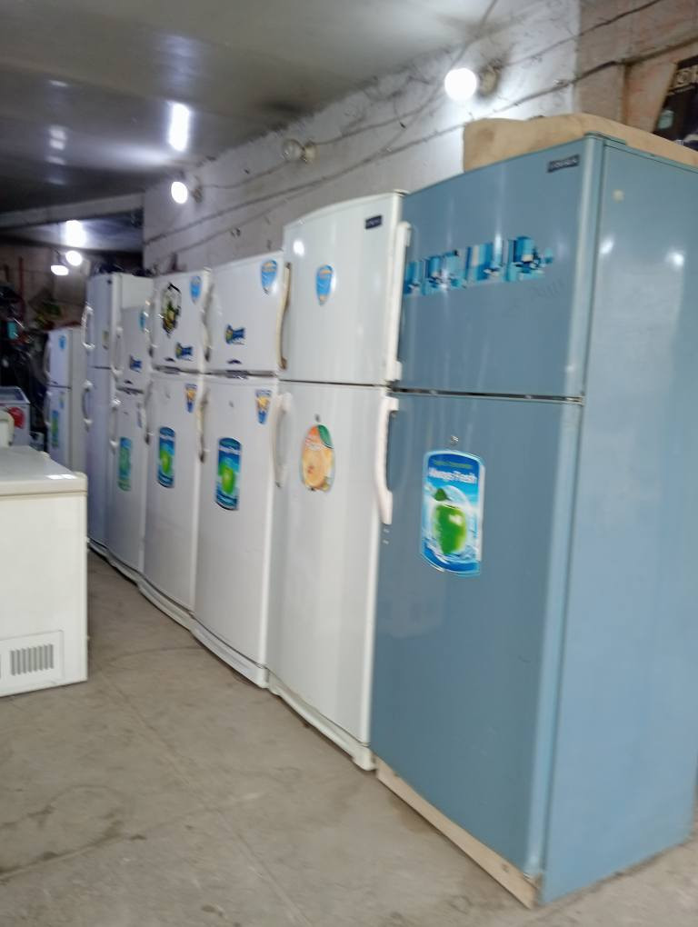 وصول وجبه جديده من العارضات والثلاجات شرط الشغل والتبريد مع ضمان الشغل وباسعار حلوه بيع جمله مفرد عنوان ذي قار شارع صلاة الجمعه مقابيل الملعب *********** ناصرية, ذي قار
