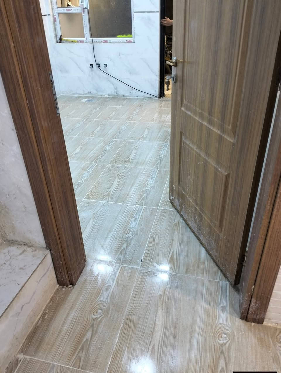 جلي أنواع الكاشي والسيراميك والمرمر 
***********
‏‪***********‬‏
