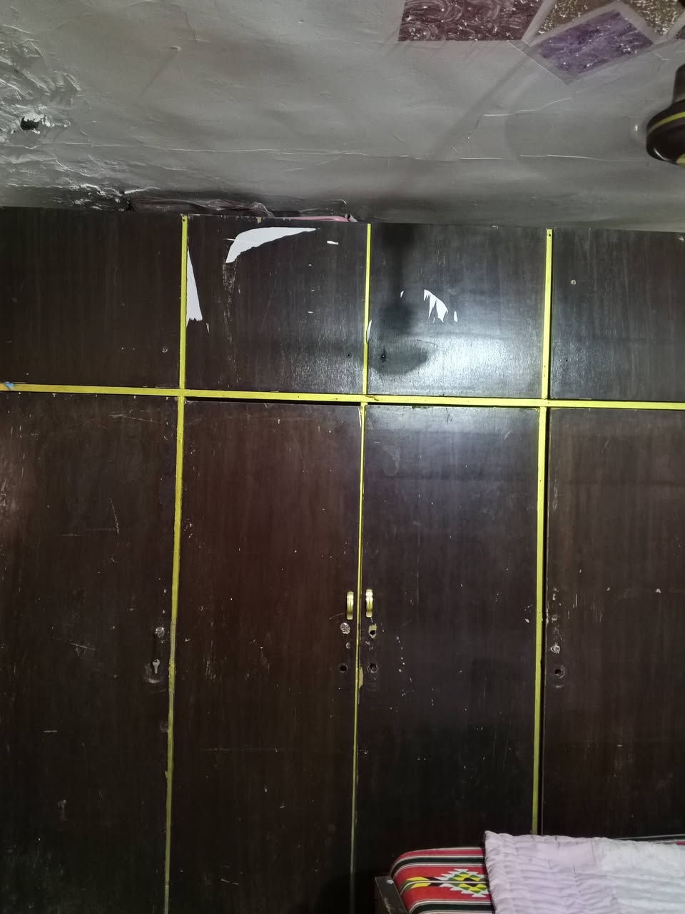 سلام عليكم
كنتور 6 بوب طابقين وياها مكتبه جربايه و جربايه و ولكومديات جربايه زاويه و ميز غرفه رايدله تصليحات 

سعره 300 الف 

كنتور 4 بوب طابقين وياها مكتبه جربايه و ولكومديات جربايه و ميز لون لغرفه اسود بس خشبه مضبوط حيل هم رايدله تصليحات سعر 250

***********
