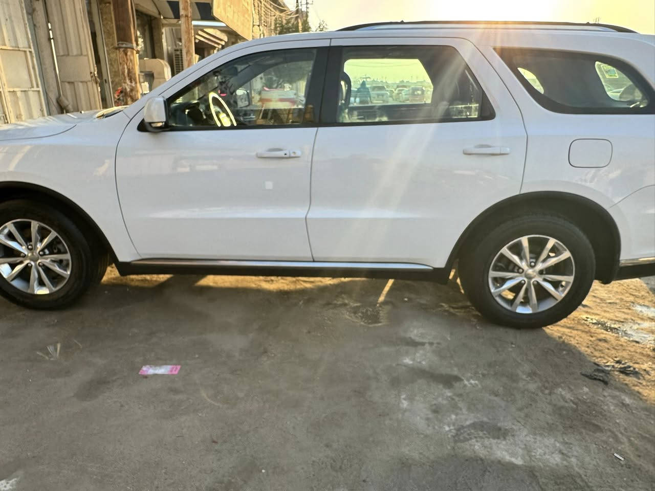 دورنكو 14 فول لمتيد بصرة بسمي هزه ورقم جديد *********** ***********
وارد خليجي  
مكاني في كربلاء

كفاله عامة عدا صبغ بالباب مقدار شبر 

نواقص لا يوجد

,المواصفات 

بصمه تشغيل وابواب 

فتحه سلايد 

شاشه كبيره  

حساس خلفي

كاميرا 

تحكمات فول 

3 قطع تبريد

7 راكب  

كير ماوس طياره 

محرك 3600 

خزن كشنات ميموري 

كشنات جلد وتدفئه 

تغشيل عن بعد 

فور ويل 

وباقي المواصفات وبل خير عل مشتري
