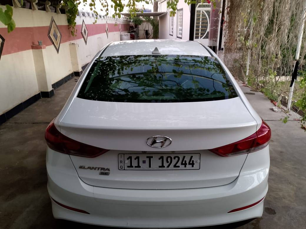 السلام عليكم
للمراوس بسيارة عالية
النترا موديل 2017 وارد أمريكي ضرر خفيف رقم الشاصي والسونار بالمنشور.
محرك 2000 دوش المرغوب سيارة جديدة جدا
محرك كير حدادية تبريد تخم تاير جديد كله بشرط
رقم بغداد بأسمي تحويل مباشر 
للاتصال ***********
