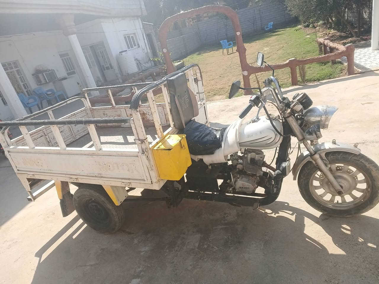 السلام عليكم
ستوته MTRموديل 14 
اوراق شرط اصوليه 
مكينه 200 مجفته جديد 
باتري جديد حجم كبير 
ضفيره جديده 
سلف هندر لايت عالي ناصي 
الستوته خير من الله 
مكاني الخالص  
سعر 650 وبيه مجال 
تواصل ***********
