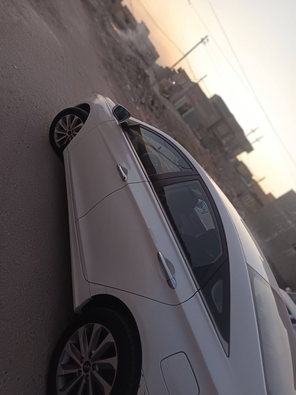 السلام عليكم
سوناتا 2015 خليجي بيها صبغ مقدار شبر بخشم الجاملغ الامامي والباقي كفاله جاهزه من كلشي مكينه 2400 تخم تاير جديد حداديه جديده  سعرها 130وبيها مجال بأسمي سنويه لغايه 27 للأستفسار أكثر ***********

