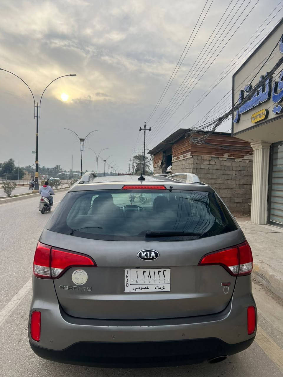 السلام عليكم
سورنتو 2014 أمريكي 
محرك 2400 gdi
لون فيلي
رقم كربلاء باسمي
تحويل ثاني يوم 
خمسه راكب
تحكمات ستيرن
اشاير بالمري
مانع انزلاق
AWD
نضام eco
تدفئة كشنات 
تبريد قطعتين
كشنات مخمل
كامرة خلفية
شاشة لمس صغيرة 
 بدون حادث داخلة كلين
وبلعراق طخات مبينة بصور
السعر138 وبيهة مجال
مكاني كربلاء الحسينية
***********
ماشية 91 الف ميل
