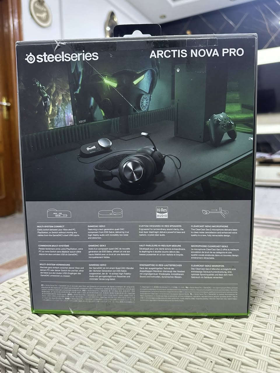 للبيع وحش الصوتيات SteelSeries Arctis Nova Pro - نسخة Xbox 🎧🔥

لعشاق الصوت النقي والاحتراف في الألعاب، متوفرة الآن السماعة الغنية عن التعريف والحاصلة على جوائز عالمية (IGN Best High-End Gaming Headset).

✨ المواصفات والمميزات:
• الموديل: Arctis Nova Pro (سلكية).
• نظام الصوت: تأتي مع جهاز GameDAC Gen 2 لتقديم دقة صوت عالية جداً (Hi-Res Audio Certified).
• التوافق: مصممة خصيصاً للـ Xbox وتعمل بكفاءة تامة أيضاً على PC.
• الميكروفون: عازل للضوضاء بتقنية الذكاء الاصطناعي لصفاء تام في المحادثات.
• الحالة: مستخدم قيل جدا /نظافة فول (كما موضح بالصورة).
✅ تجربة صوتية محيطية وتفاصيل دقيقة جداً تخليك تسمع خطوات العدو قبل ما يشوفك.
💰 السعر: [275]وبي مجال
📞 للتواصل: [***********].
توصيل مجاني
