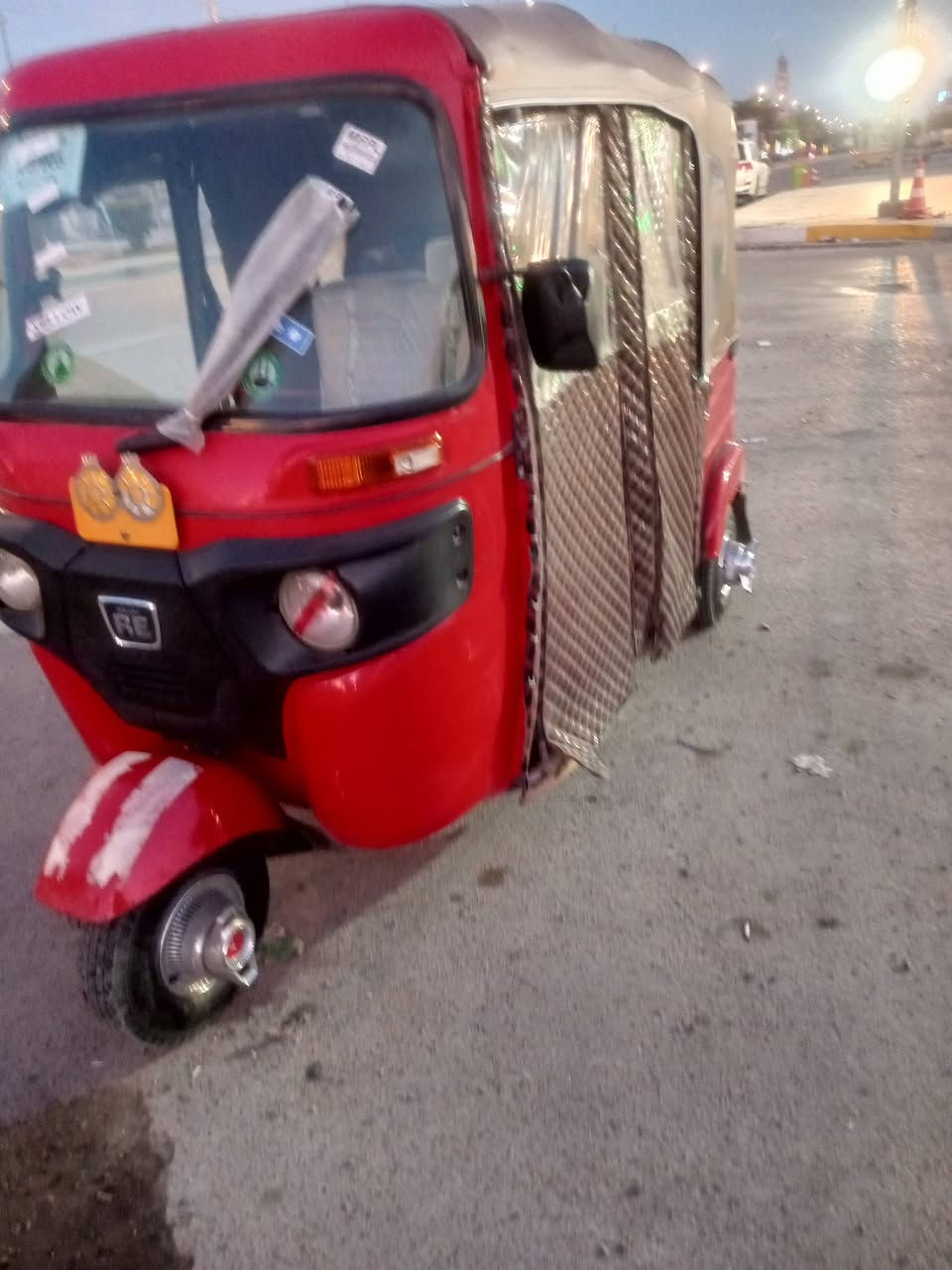 تكتك لبيع موديل 22 رقمه سعر 8ونص ***********
