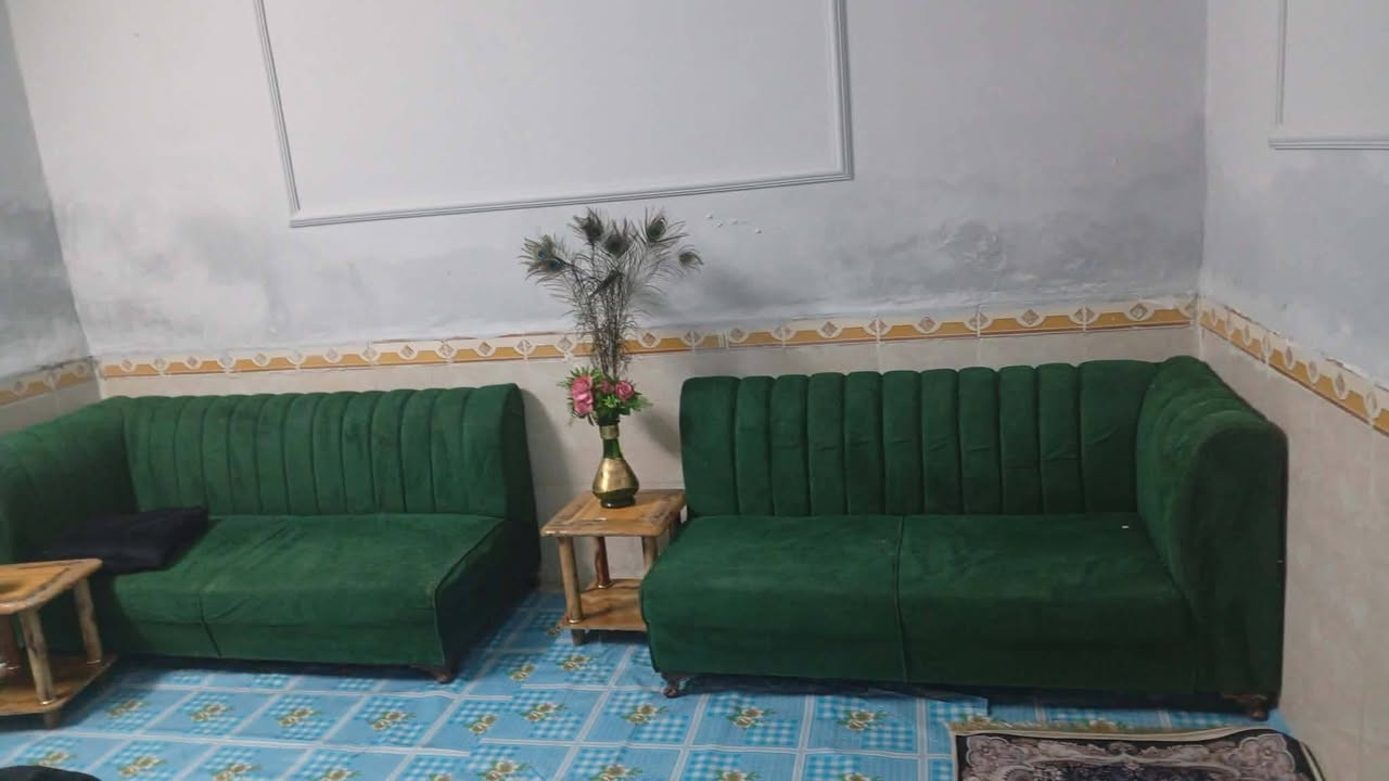 الكاونتر ب500
الديوان ب225


**إذا كنت صاحب هذا الإعلان وتريد حذفه لأي سبب، رجاءا أرسل رسالة إلى الدعم الفني**