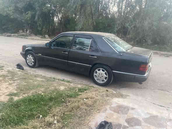 مارسدس دب
موديل: ١٩٩٢
مكينه وكير بطه ٢.٥ ديلكو
قواعد دبلات بيلاد
مكاني خانقين
سعره :٥٨
***********
