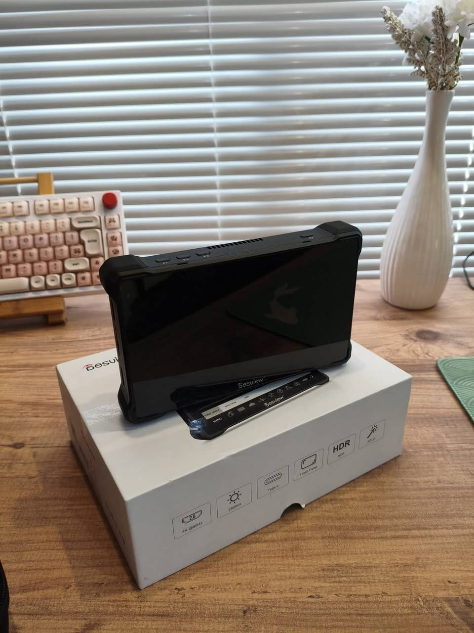 Desview r7iii 7inch 4k monitor  جديد
شاشة احترافية للمصورين فيديو
للبيع 260 الف توصيل موجود


**إذا كنت صاحب هذا الإعلان وتريد حذفه لأي سبب، رجاءا أرسل رسالة إلى الدعم الفني**