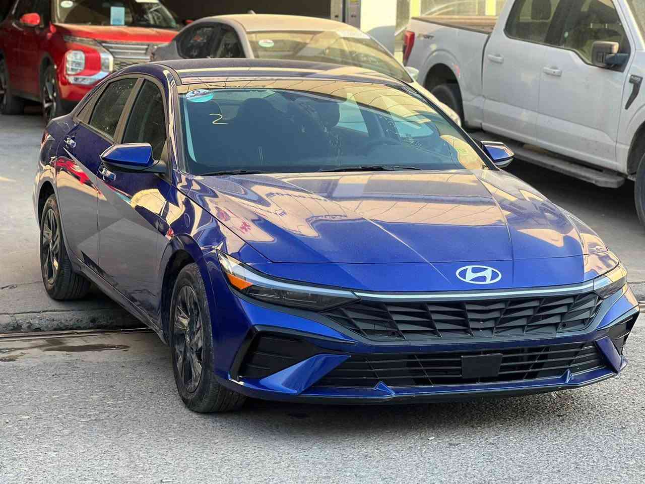 ١- النترا موديل ٢٠٢٤ حادث خفيف ربع بونيد سبغ و شبر جملغ بدون دواخل و ارباك سليم فقط ستيرن تاك راجعين سيستم مواصفات بصمه و سغال و رادار ى ويل كب و شاشه الكتروني سعر ١٤٢ بيها مجال مكان اربيل شارع ١٠٠

٢- كيا فورتي موديل ٢٠٢٤ حادث باب و جملغ سكن بدون دواخل و نص مواصفات سعر 140 مجال بسيط 

*********** واتس اب و فايبر اكر, نينوى
