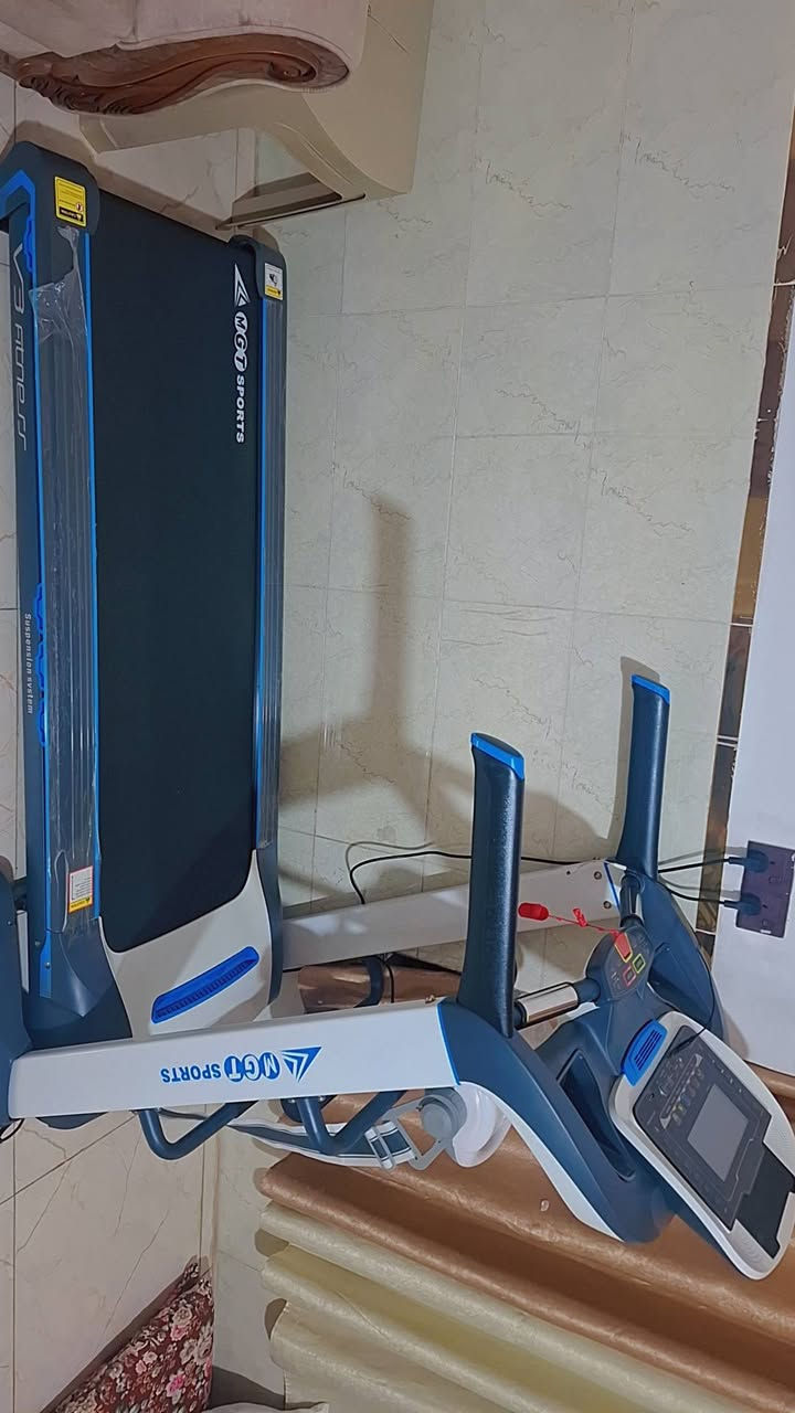 جهاز جري رياضي جبلي للبيع نضيف جدا مصار 4 اشهر من اخذته بيه قياس نبض القلب ونبض الدم والمسافة المقطوعه وشاشه كبيره وتوصيلة هتفون ورام وحزام رجاج للتخلص من دهون منطقة البطن استفسار على سعر 850 وبي مجال
رقم الهاتف ***********
مكاني بعقوبه 7نيسان
