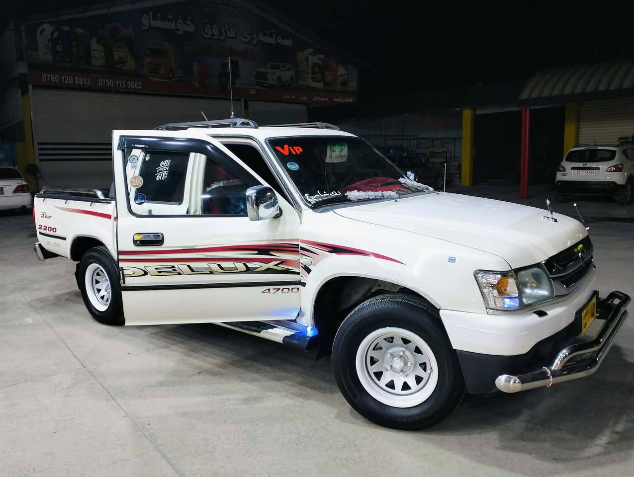 ***********
***********
ديري مؤديل 2006 مةنةفيست ئةسلي فسفؤر كةتةلؤكي شةريكةي لةگةل مةوة سيارةكة لؤكة بي دةعموو بي ليدران بي خةيسات بي قپو قؤپ بي شوخت گيرو مةكينةو اكسلو تةقةو رةقةو كةرةبةي هةموو گياني بةشةرت سيارةكة لؤكة پي ويست بة وةسف نةكةت مالي دؤستة .....!
