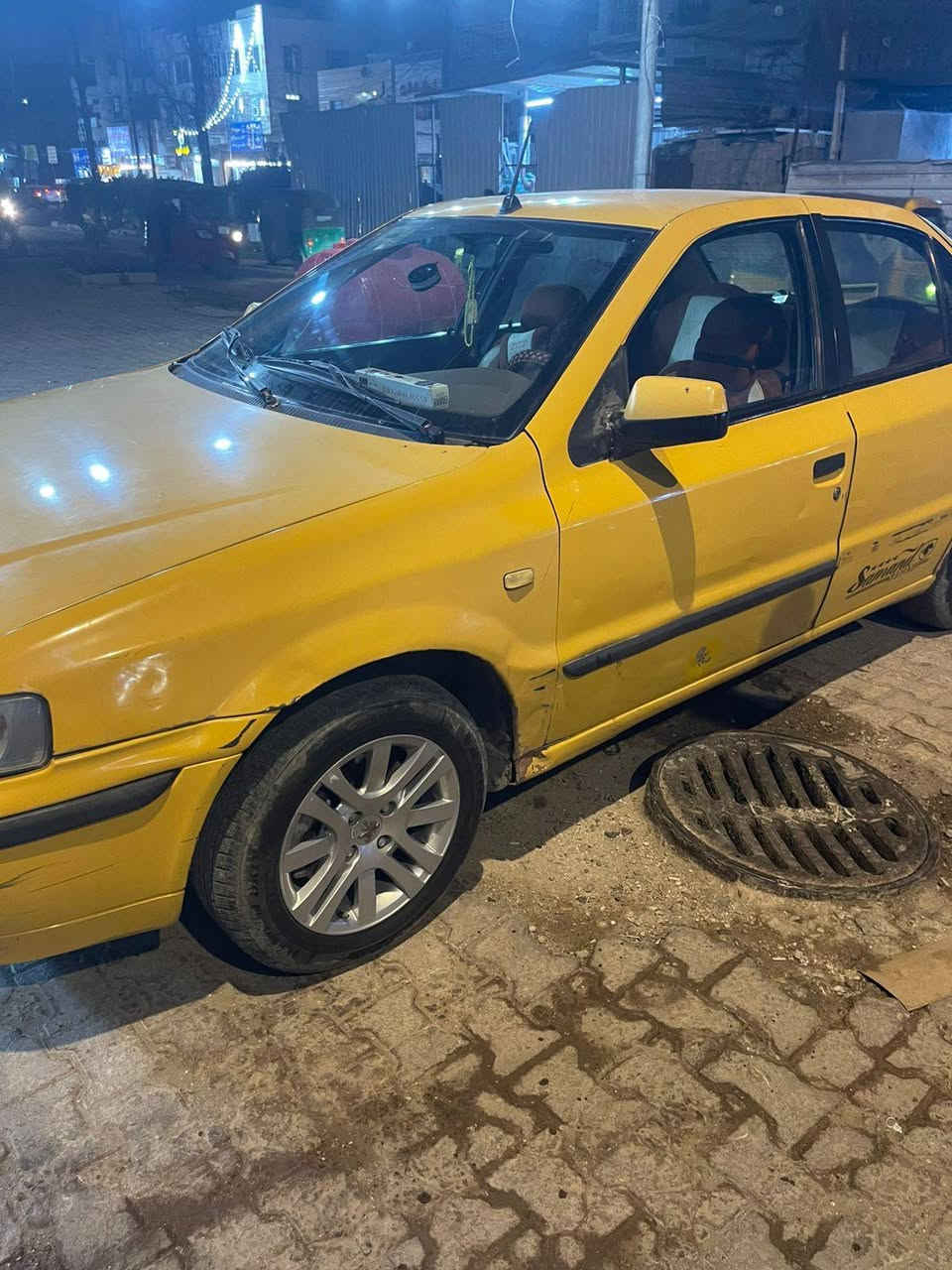 من رخصت الادمن
سلام عليكم سمند 2011ناطقه مكفوله من الضربه القويه كير مكينه مكفولات مابيها لا تنقيص ولا نضوح السياره نضيفه مال عيشه السعر 25وبيها مجال للطيبين/*********** وبي واتساب
