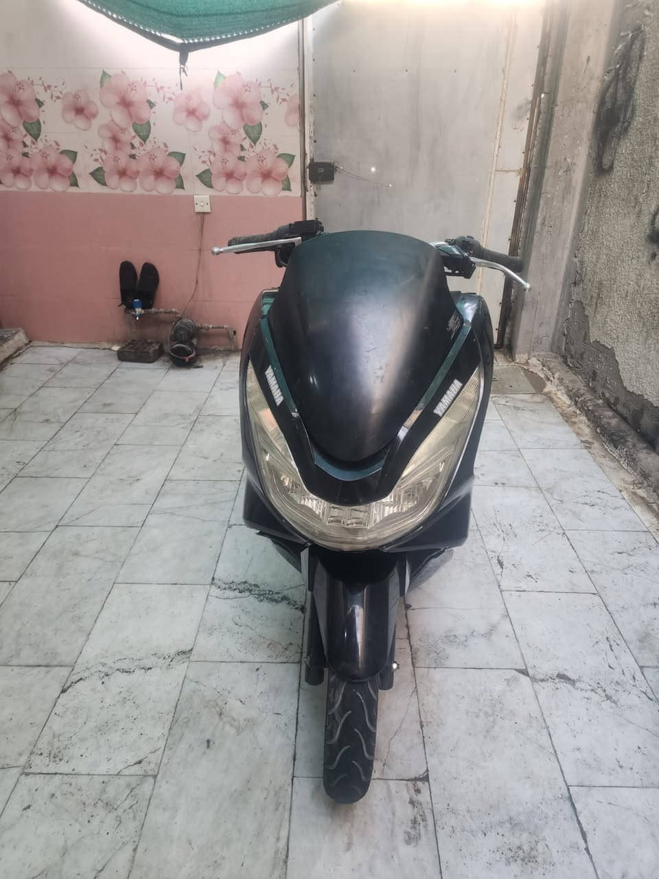 سلام عليكم جيل الثاني للبيع مكانها بغداد وسعرعا مليون و٢٥٠ تفاصيل اكثر اتصل على الرقم ***********
