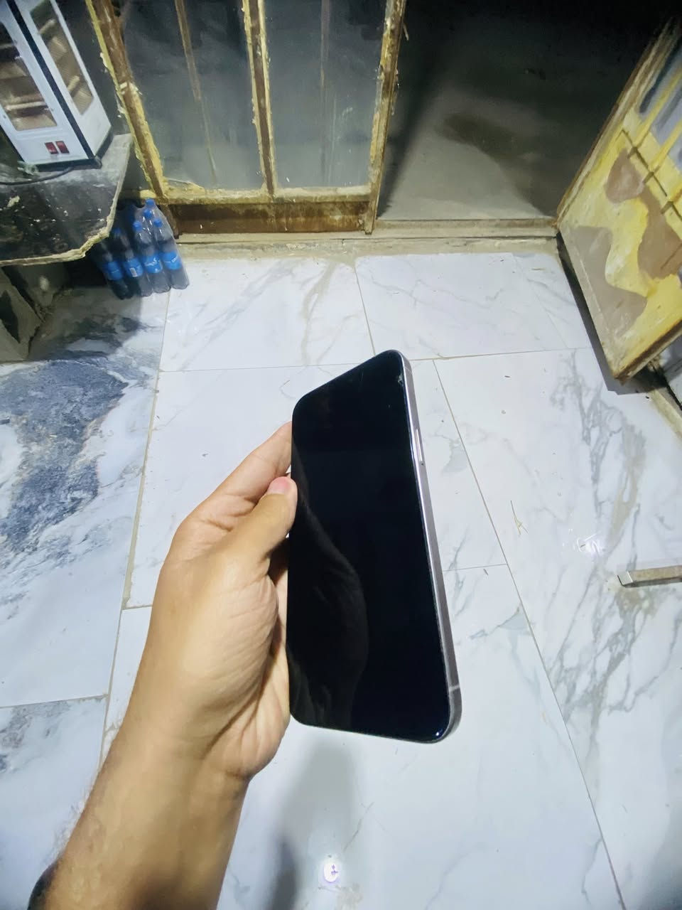 سلام عليكم ايفون 15برو ماكس ذاكره 256بطاريه 87سعره جداً مناسب نضافت جهاز مثلل مموضح بل صور تفاصيل اكثر راسلني او تتصل ***********مكاني محاويل
