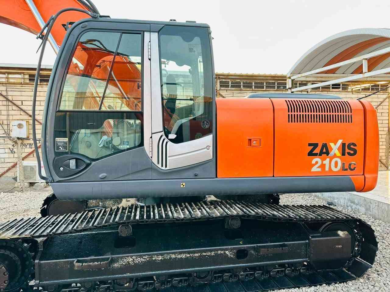 بسم الله الرحمن الرحيم

يوجد لدى معرض الحجاري لبيع وشراء الآليات الثقيله  

 #HITACHl_ZAXIS_z3_210_LC
هيتاشي_زت٣ 

للبيع #جديد ومكفول  

دخول جديد new ✅
مأسسه جك همر
نضافه فووول ✅🇯🇵

كفاله عامه 🎌✅

عدد ساعات العمل(8200)✅

الموديل2011 ✅ 💯

العنوان :بابل الشوملي الصناعي طريق الحولي ✅ 

للاستفسار👍 

  سيد مهدي ***********

                 ***********
