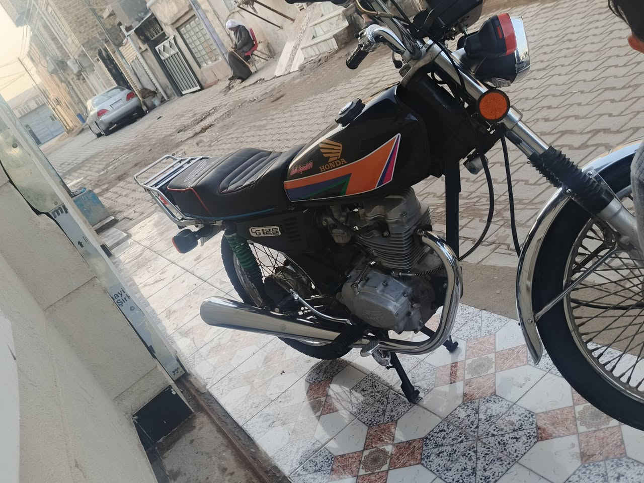 سلام عليكم  عندي دراجه للبيع ايراني نامه تعمير جديد اوراق اصولي 
السعر 850
 ارقم تواصل ***********
