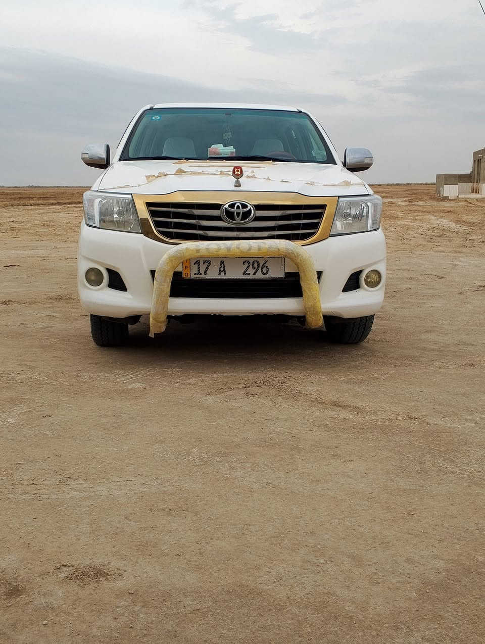 سلام عليكم بيكم افلاونزه موديل2012كويتي  شاصي 19 رقم مثنئ جديد انكليزي  محرك وكير كفاله عامه حداديه  وتايرات جدد سياره مال جنايه كلش نضيفه مكان السياره الدوانيه الحمزه الشرقي 
الاستفسار انتصال ***********
