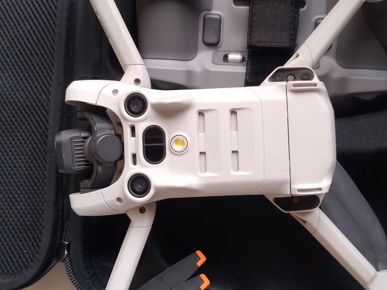 السلام عليكم  dji mini 4 pro
بطاريات ثنين شاشه سمارت درون نضيفه ماطايره هواي 
السعر 1190 مكاني واسط الكوت اي استفسار اكثر خاص او 

***********

