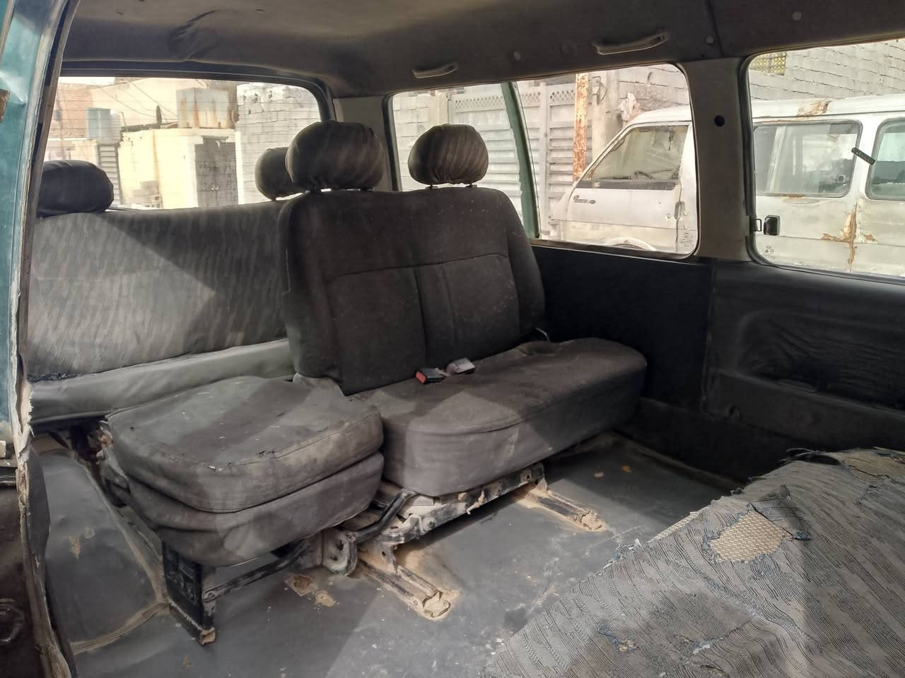 بريجو موديل 97 سنويه ل 28 والسعر 52 وبيها مجال بغداد ابو غريب  هذه توصل ***********
