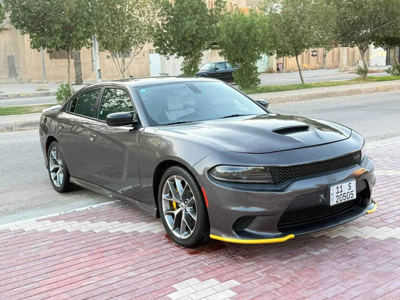السلام عليكم
للبيع دوج جارجر GT موديل 23 مكينه 6 سلندر  3600 رقم بغداد مميز تحويل مباشر حادثهة ربع جاملغ فقط بجم مكفول دواخل مكفولات مواصفات شاشه جبيره كامره دواره كشنات تدفئه سماعات الباين تشغيل عن بعد حساسات خلفيه كشنات حظن ومعروفه بعد مواصفات الجيتي السياره بجمهة كبس ماملعوب بي والسياره مابيهة نقص نهائي للاستفسار *********** مكان السياره كربلاء السعر 235$ وبيهة مجال حك الجيه السياره حيل جديده وصبغ فقط الجاملغ الشراي يخابر وبالخدمه،
