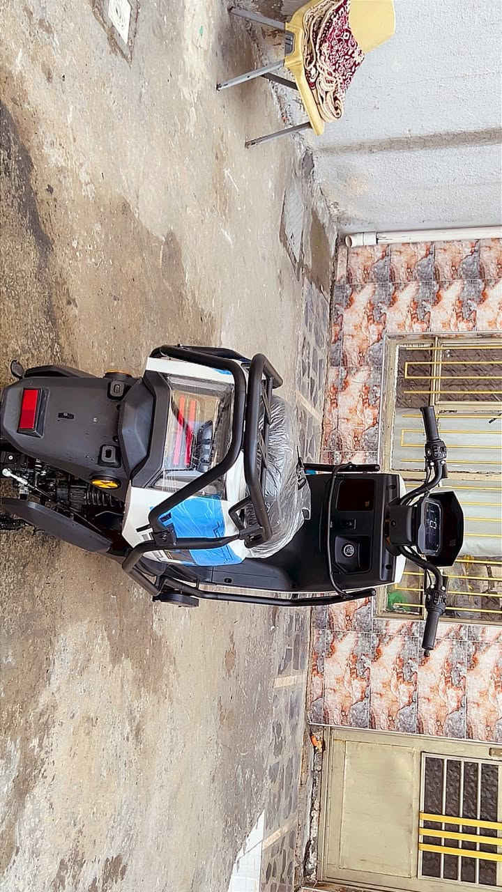 درجه شحن للبيع غير مستعمله طك باكيت 
 6 بطاريات تمشية 70 كليو متر يتوفر جمله و مفرد  للتواصل :*********** هذه رقم بي واتساب و رصيد
