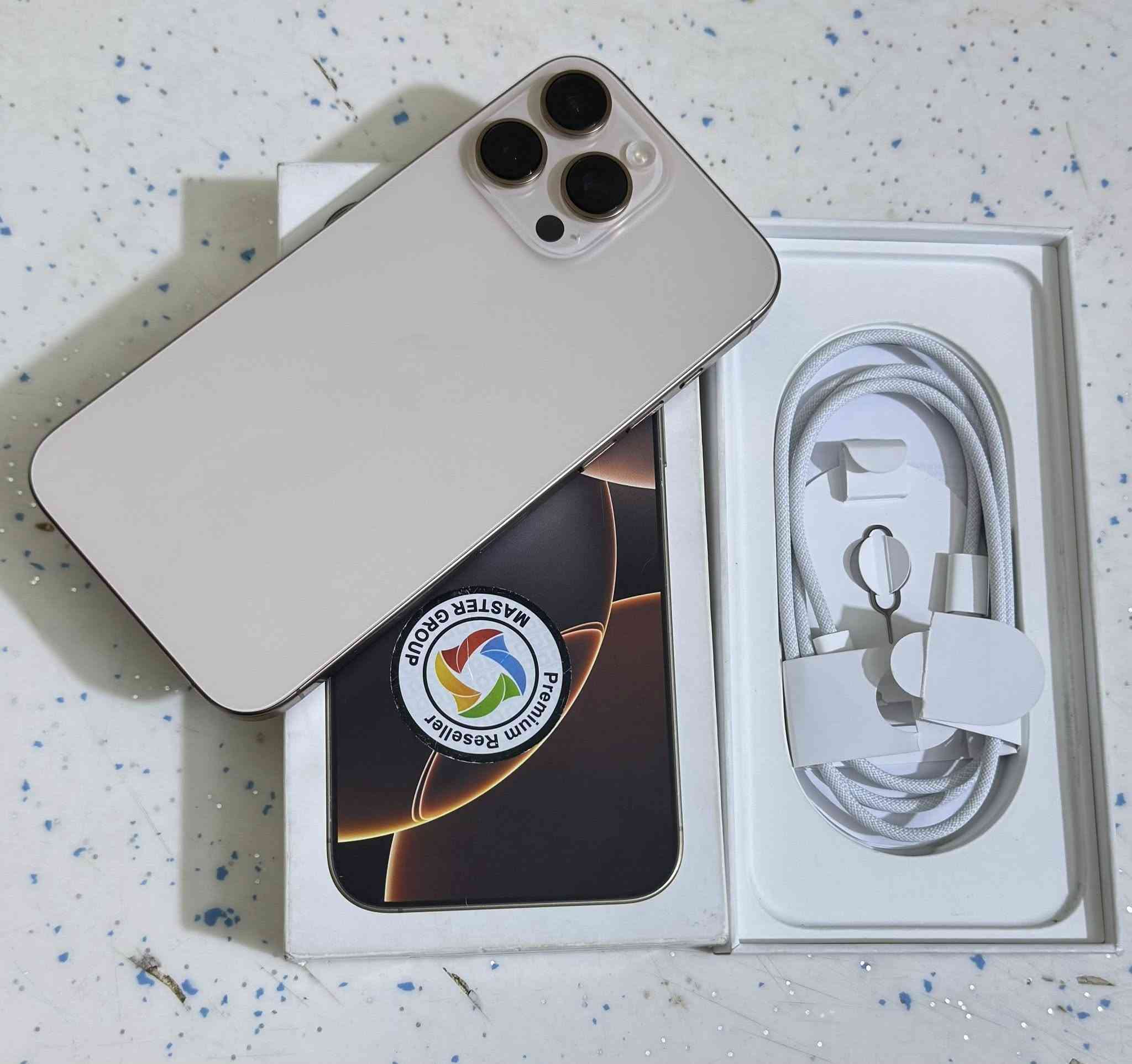 16pro max
مليون ٤٧٥ وبي مجال مكاني كربلاء مكفول الجهاز ***********
