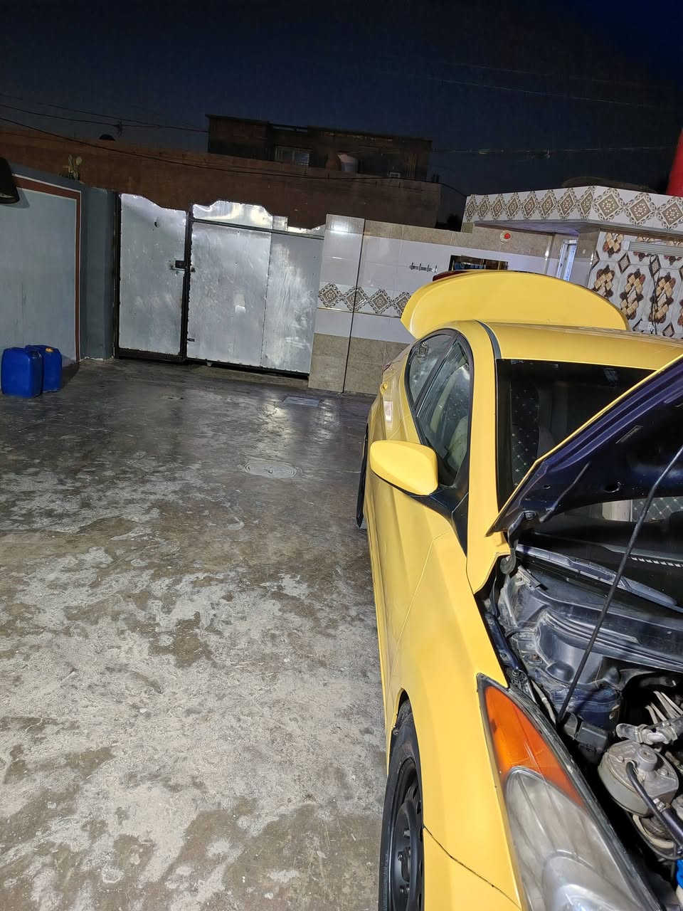 سلام عليكم انتره 2013 وارد أمريكي بدون حادث ضرره دعاميه أماميه فقط  لسياره صبغه وحده ما معيوده رقم بغداد مشروع وطني سياره بسمي سعر 105 وبيه مجال عنون بغداد جسر ديالى القديم ***********
