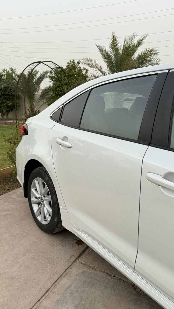 السلام عليكم 
🔴كورلا هايبرد 2024 ياباني خليجي وكالة جيهان للبيع فقط
🔴 هايبرد
🔴جيهان بعدها داخل الضمان  
🔴لون ابيض مكفولة كفالة عامة بيها طخة بسيطة بالدعامية وحافة البنيد
🔴رقم اربيل بأسمي تحويل ثاني يوم 
🔴محرك 1800 هايبرد 
🔴تشغيل عن بعد 
🔴ثلاث انظمة قيادة (eco-normal-sport)
🔴شحن تايبسي فول
🔴تبريد بيانو
🔴فول حساسات
🔴مري جانبية كهرباء
🔴تحكم ستيرن
🔴عداد سرعة ديجتل
🔴 مدخل USB+TYPE_c
🔴دبل ايرباك 
⚪️ السيارة 
⚪️ماشية  33 الف كيلو قابل للزيادة
⚪️مكاني سامراء 
ضمان للبطارية الهايبرد 8 سنوات
السيارة تم شرائها بشهر الـ11 2024 يعني بعد سنتين للضمان 
⚪️الرقم للتواصل ***********
