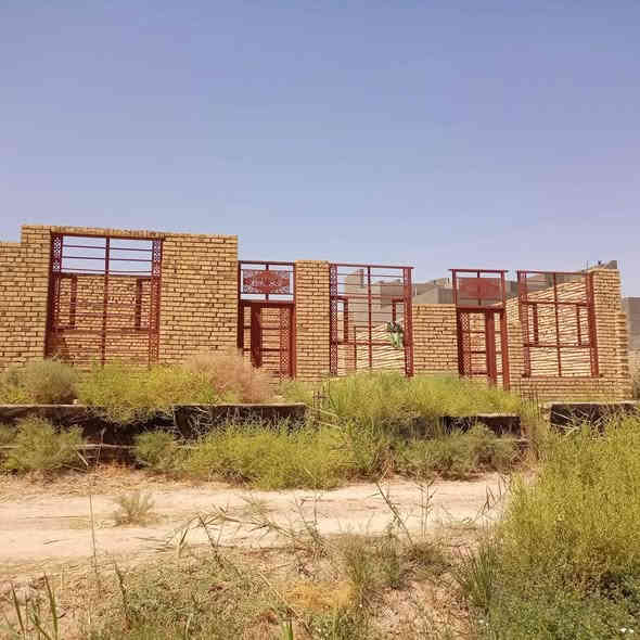 السلام عليكم دار هيكل غير مسقف مكان مميز جدا 
طابو زراعي سند 25 
بإسم صاحب الدار
العنوان /بابل المدحتيه العلاك خلف بانزين خانه العلاك
المساحة/٢٥٠
الواجهه /١٣/٥٠
النزال/١٧/٧٠
نوع البناء //طابوق درجه اولا
بوكس +بتلو +رباط
السعر/ 46وبيه مجال 
تفاصيل البيت غرفة نوم 2
استقبال +صاله +مطبخ +صحيات داخليه و خارجيه
خدمات كامله من ماء وكهرباء ومجاري خارجيه+تبليط قريب جداً 
للاستفسار
مراجعة مكتب دلالية وائل الهندي شارع 60 قرب سلوان ابو الكاشي مقابيل فرع علي قماره 
*********** وائل الهندي 
***********ابو علي
