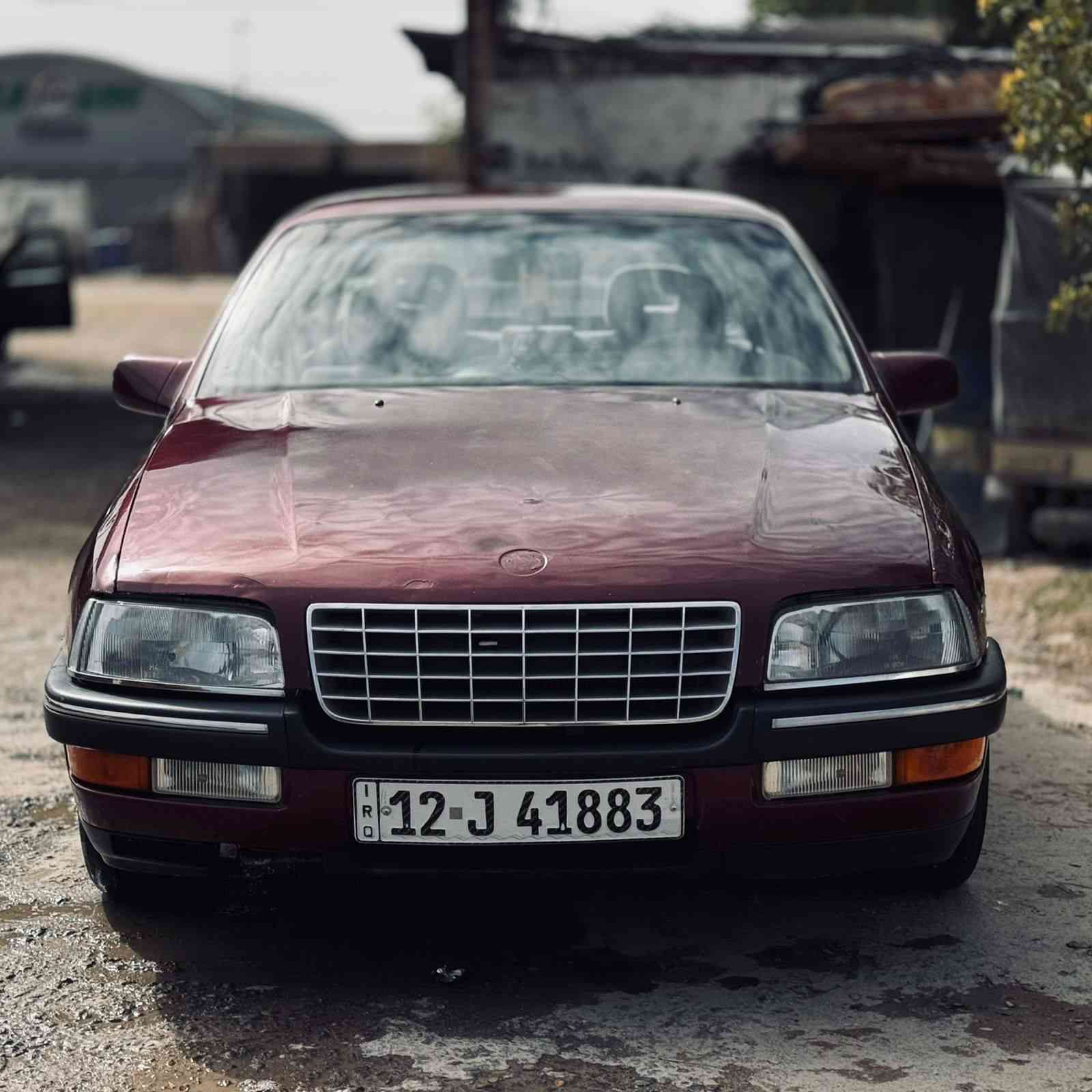 السلام عليكم 
اوبل سيناتور مكينه وكير محور ياباني 3000
رقم نينوى 12جديد باأسمي تحويل مباشر 
سنويه لل 2028
ضفيره وكهربائيات كله شغال 
طخم تاير جديد 
عنوان النجف     .***********
