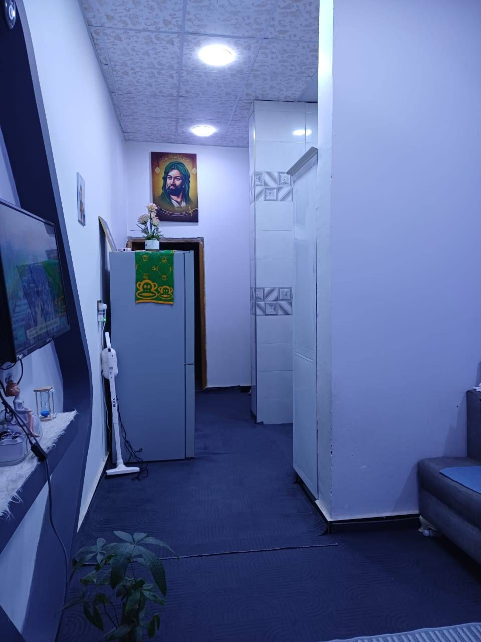 ***********تحية طيبة يوجد لدينا بيت مساحة 120في ابو خصيب ابو جوزي يبعد عن شارع سايدين 500متر يحتوي على غرف نوم و صاله و مطبخ و صحيات و ستقبال و كراج سعر 60قابل لتفاوض وقف شيعي مسجل بل سنه 25الف ***********
