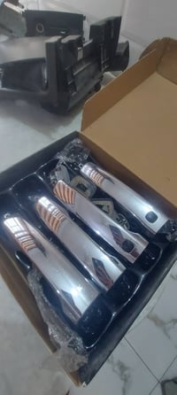 اخوان هذني القطع مال لاند كروز للبيع  مسجل  يدات مال اربع بوب كاملة  ص...