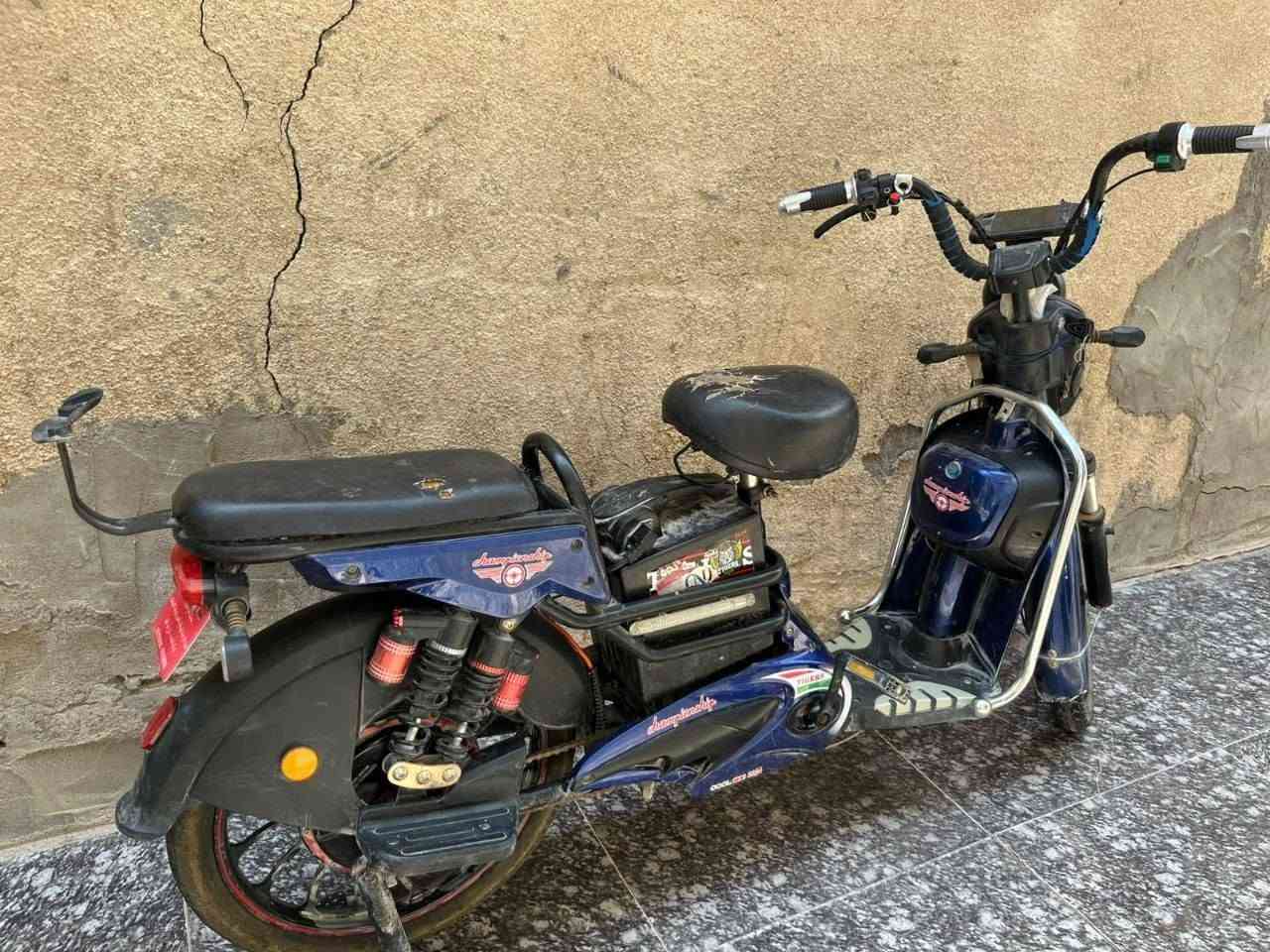للبيع سعر خاص باتري جديد


**إذا كنت صاحب هذا الإعلان وتريد حذفه لأي سبب، رجاءا أرسل رسالة إلى الدعم الفني**