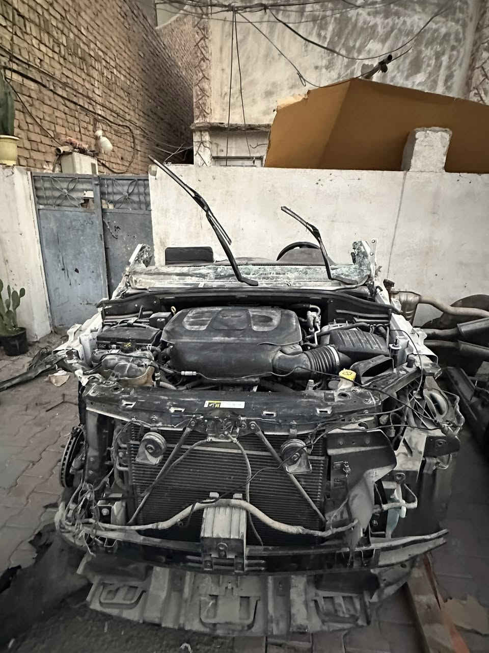 #تفصيخ 
بسم الله 
محلات العراب لتجارة قطع غيار السيارات الامريكيه 

تم وصول وتقطيع سياره دوج دورنكو 20 
   
شتحتاج السيارتك موجود عدنه اتصل وتدلل 

العنوان ؛
بغداد ساحة الطيران الفرع الثاني 
جعفر ***********.عبدالله ***********
