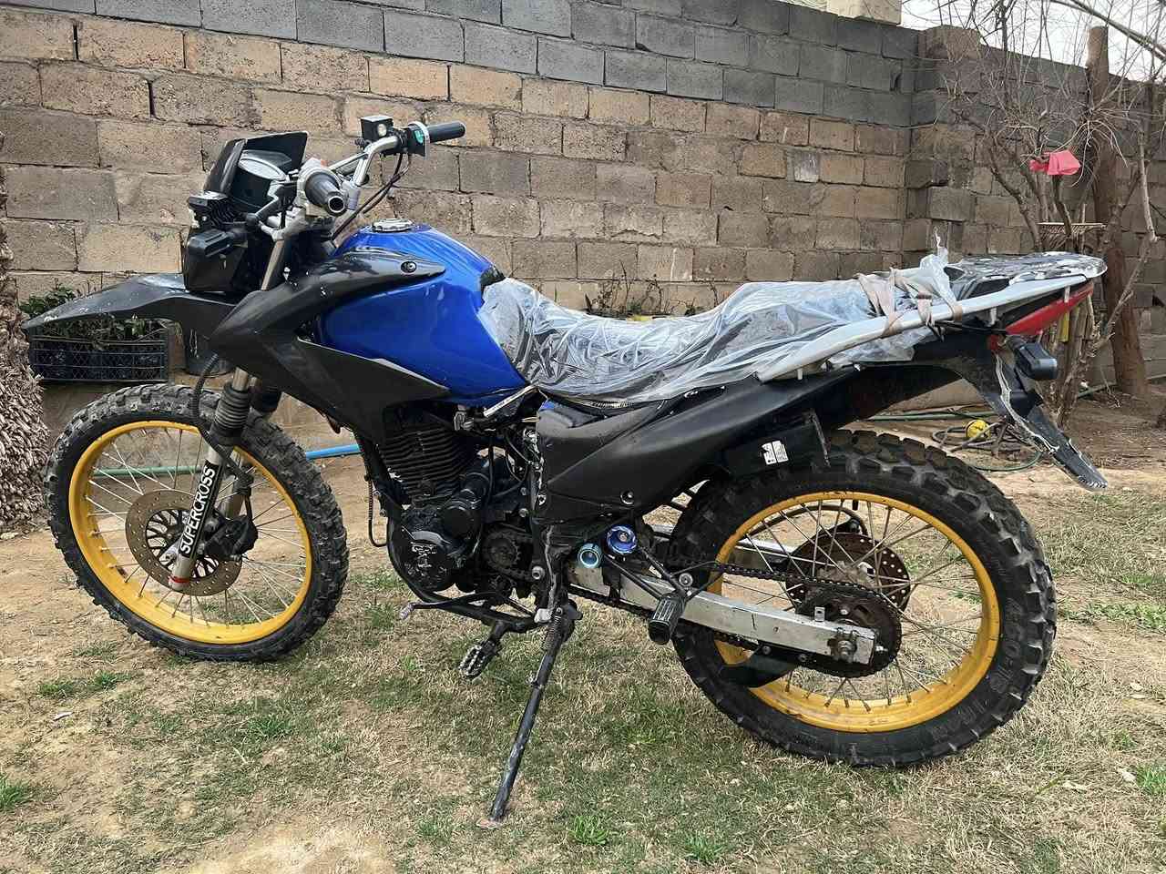 موطور قفاز للبيع 
محرك 150 
بي اوراق الشركة 

‬ ‭‬ ‭+964 781 849 4534‬
