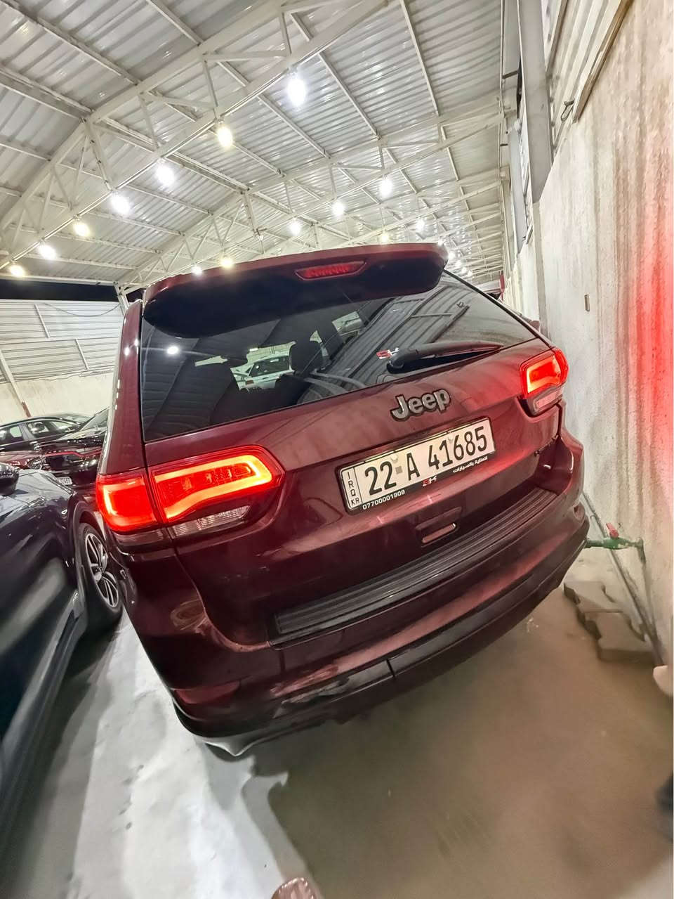 السلام عليكم 
للبيع وجوة السوك وينهم الرغابة والجناية
جيب گراند شيروكي لمتد X لون ماروني 
رقم اربيل ابسمي سنوية هزة كلة جديد 
موديل 2020 فول مواصفات 1/1 
مكينة v8 5700 بحالة لوكالة ماشية 86 الف ميل 
صدر امامي ولخلفي ودسكات وتخم تاير كلة جديد 
عليهة ادامة لمنضومة الاحتراق برغ مابيهة نقص 
السيارة بدون صورة حادث استيراد خاص يوجد فقط تقرير كار فاكس 
بيهة اصطدام امامي خلفي بسيط بدون حرق او غرق او حالوب السيارة بيهة قطعتين صبغ فقط بنيد وقبق جنطة والباقي كلة مكفول بدووون ايربـاك بدون لغد شاصي كفالة 
عليهة برمجة وتعديلات مصطفى ايگل 
السعر 268 وبيهة مجال مكاني بغداد 
*********** بغداد, العراق
