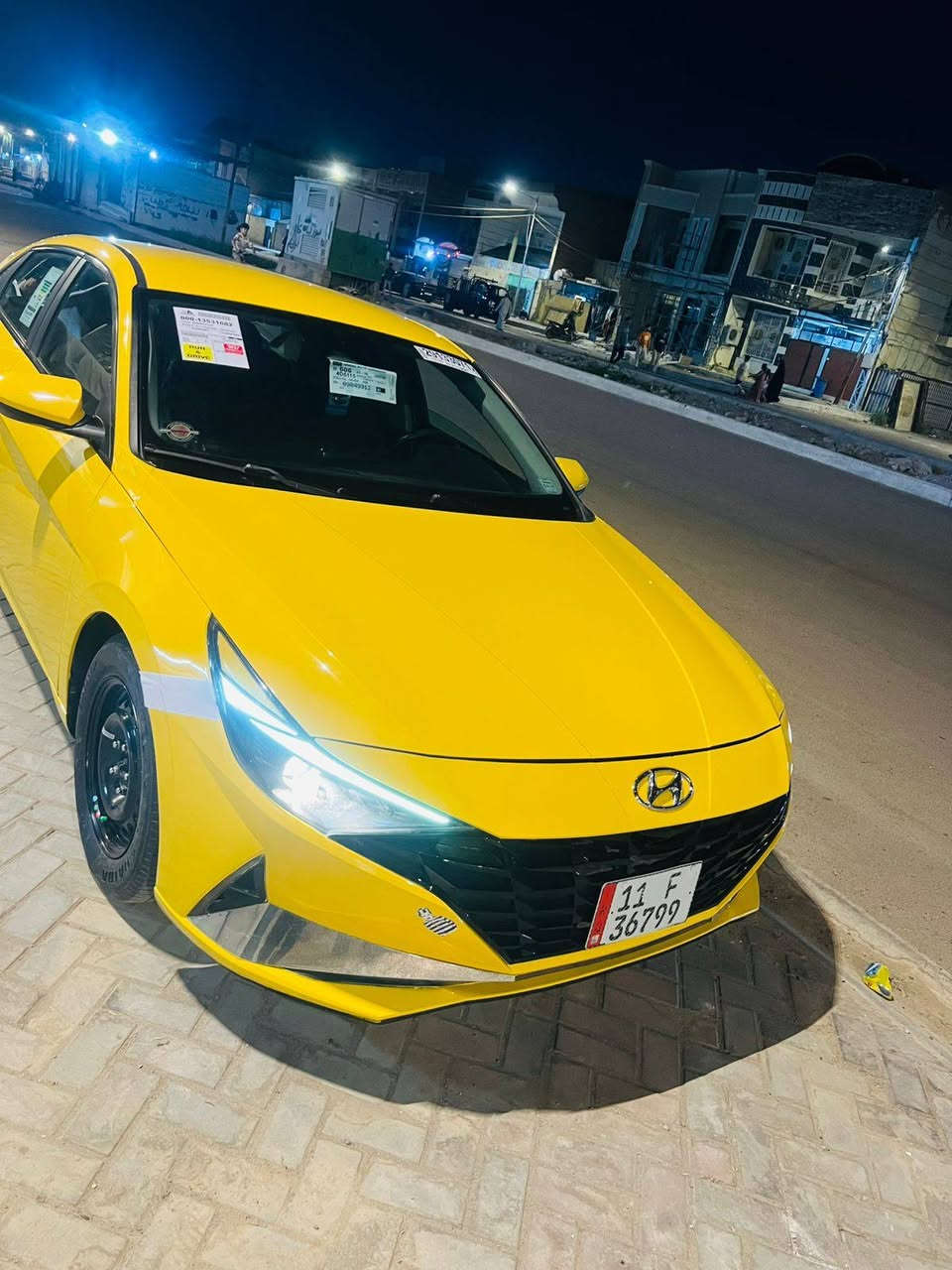 السلام عليكم النترا موديل 21 وارد امريكي
حادثها بنيد مبدل فقط بدون دواخل 
سياره كير مكينه خير من الله كير ايتي تبريد حداديه جاهزه السياره منضومه غاز شادلها سياره مابيها اي نقص سعر $127 بيها مجال مكاني بغداد المدينه 
***********
