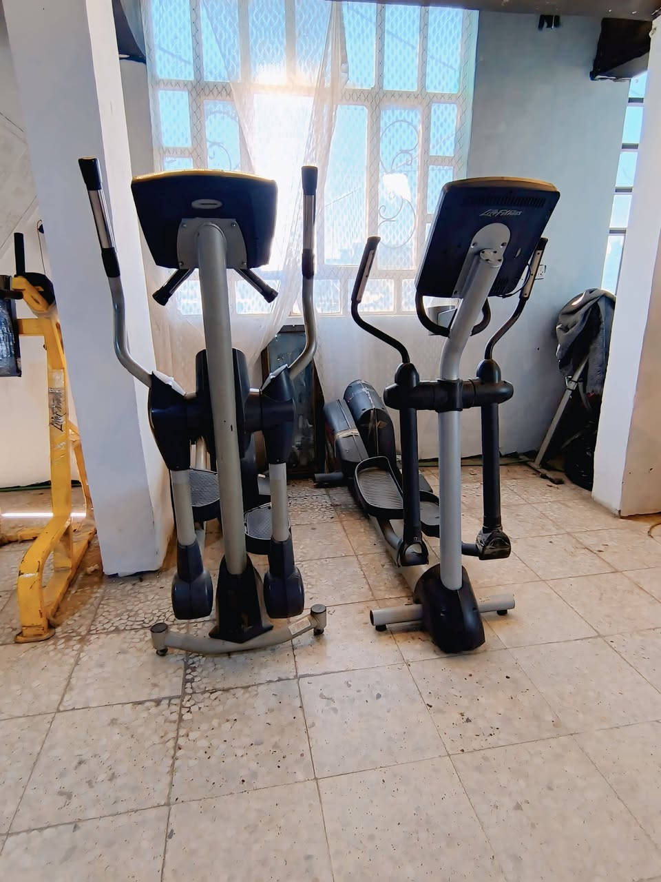 للبيع 2 جريات تكنوجم جبلي وعادي شغالات القطعة على 700
1_ اوبتكل لايف فتنس (300 الف )

1_اوبتكل NAUTlLuS ( الف  200 )

1_درج لايف فتنس( 100)

2بايسكلات الصفر  القطعة على (150)

1_ملتي جم (100الف)

1_عقلة لايف فتنس  (250 الف)


**إذا كنت صاحب هذا الإعلان وتريد حذفه لأي سبب، رجاءا أرسل رسالة إلى الدعم الفني**