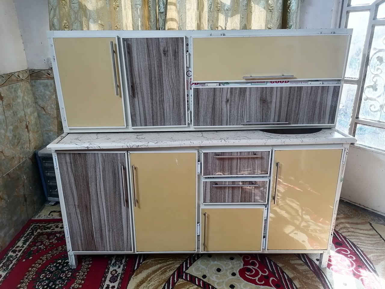 السلام عليكم كاونترات مستخدمه نضيفه كلمن وسعره عنوان بغداد الشعب اكو خدمة توصيل بكروه داخل بغداد فقط ***********
