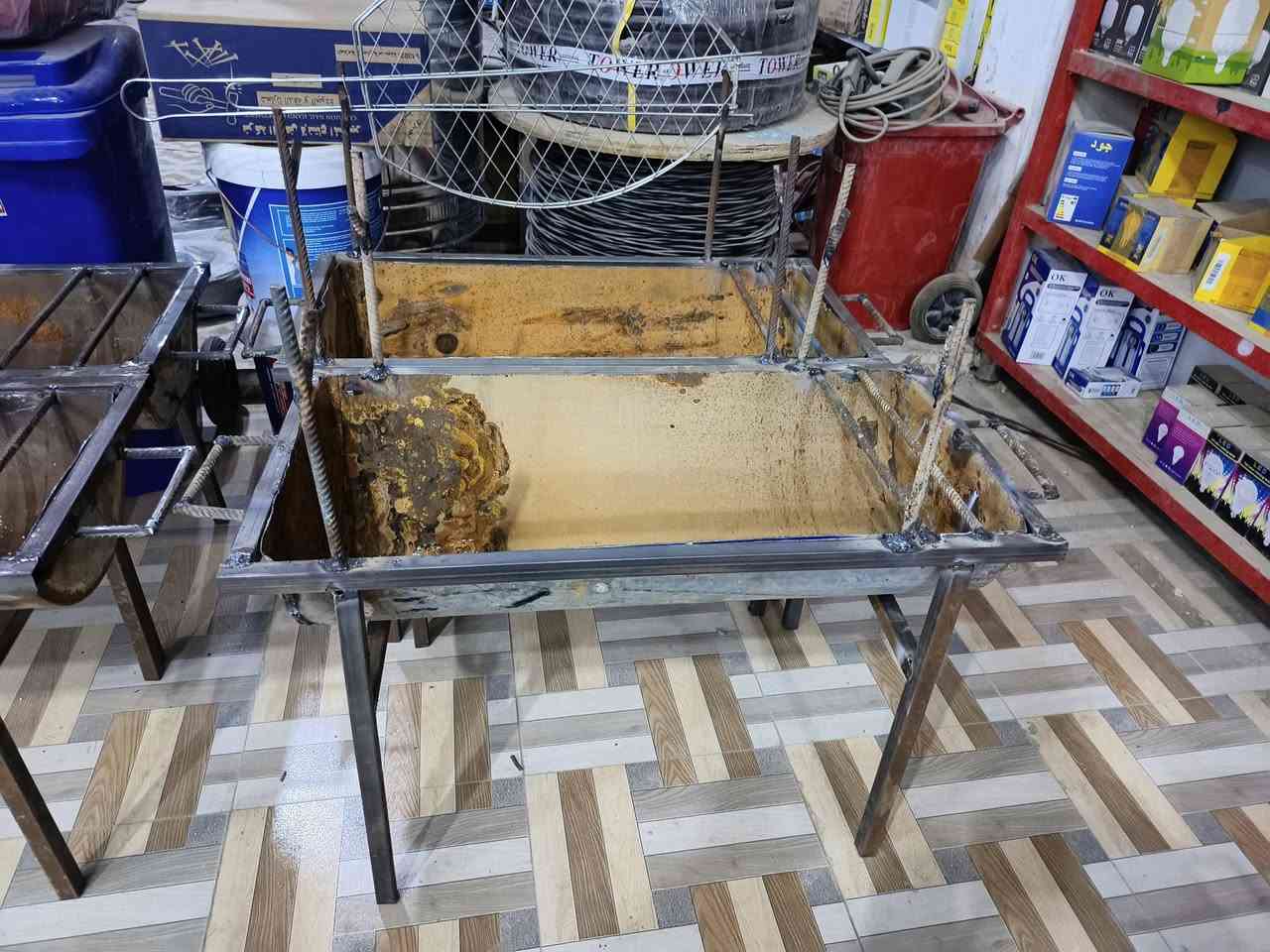 السلام عليكم
مناقل شغل فول 
الصغيره 25
الكبيره 30
الي يريد يتصل على رقم ‏‪***********‬‏
