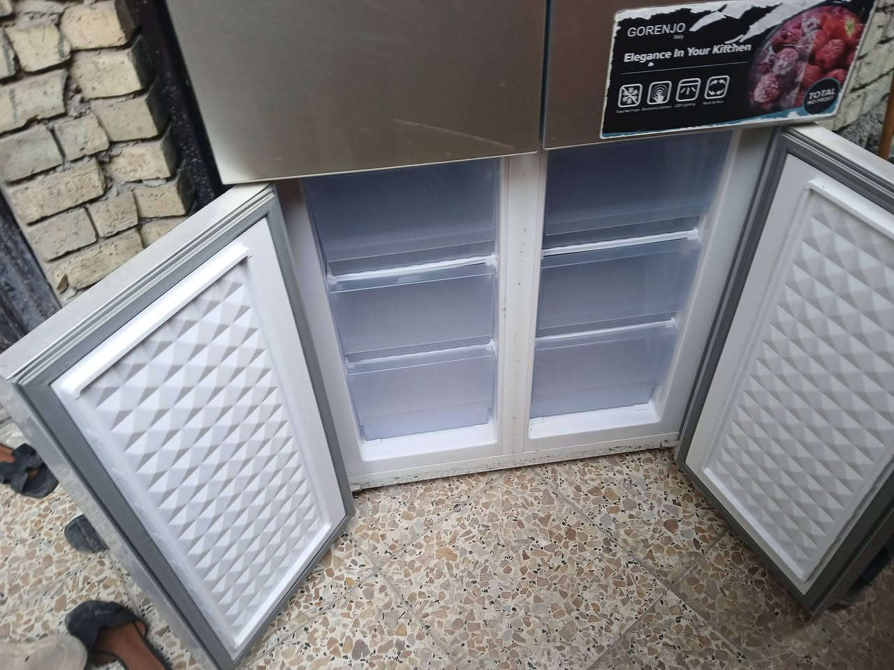 السلام عليكم ثلاجه gorenjo إيطالي يحتاجلها فقط غاز 

الرقم ***********
