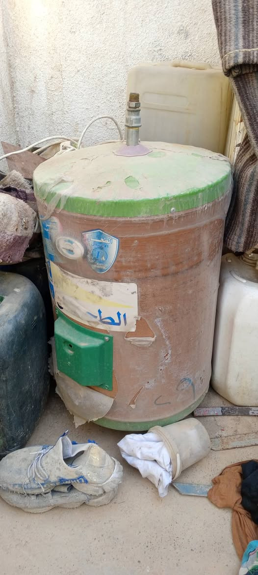 سلام عليكم تانكي 250جديد وسماعه وجهاز ومساعه وكيزر ودمام وفلينه جديده ما مستخدمه وسماعه كلمن وسعره عل خاص اذا شلع سعر يختلف مكان بغداد  ‏‪***********‬‏وتساب بس خط ما يشتغل
