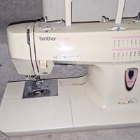 مكينة خياطة نوع برذر للبيع  مكينة ياباني أصلي و شغالة  السعر 55 الف وب...