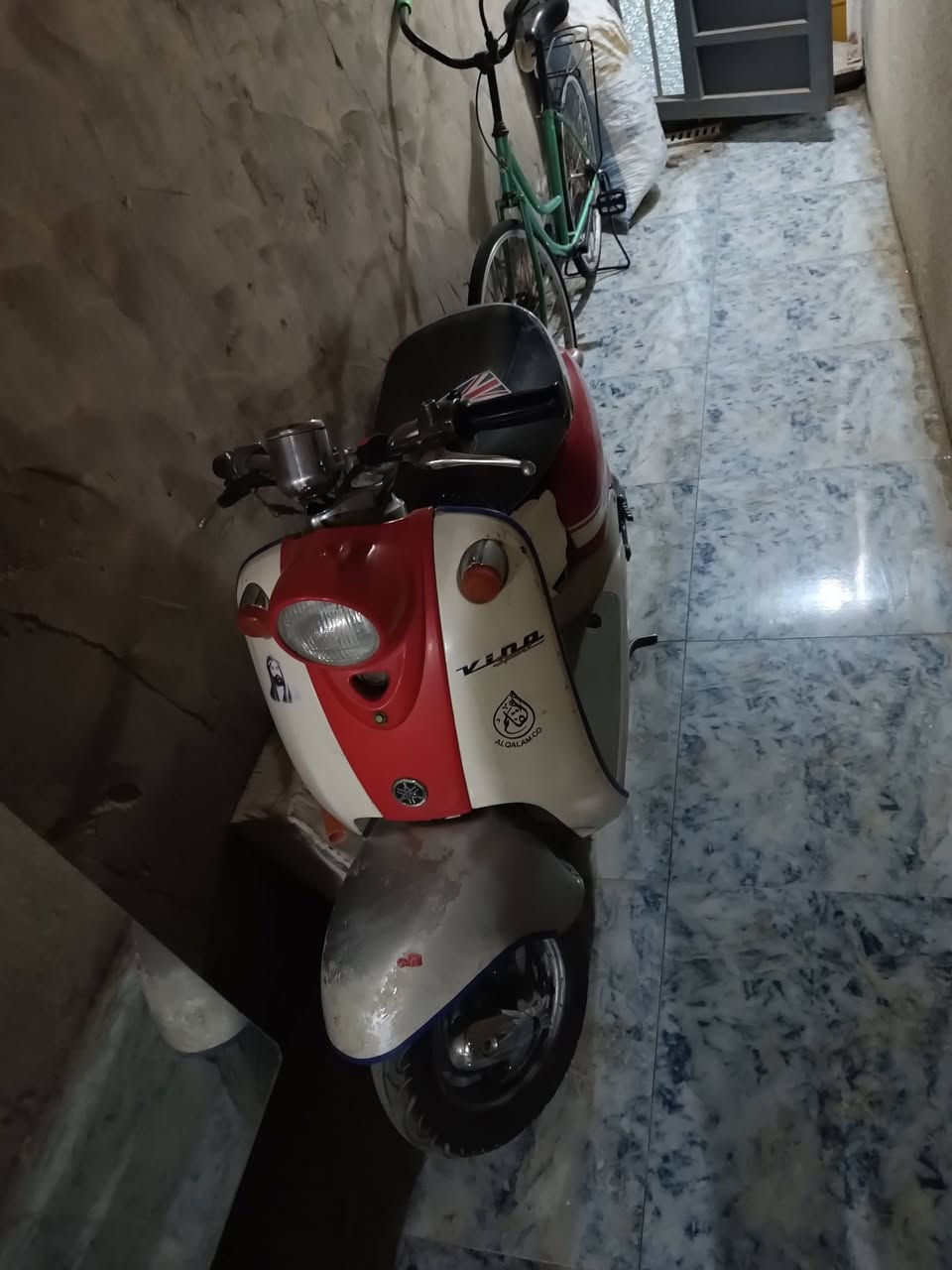 دراجه مصريه للبيع 
مفتوحه مره وحده شغاله 
سلف هندر كهربائيات شغاله 
السعر 250الناصريه مركز


**إذا كنت صاحب هذا الإعلان وتريد حذفه لأي سبب، رجاءا أرسل رسالة إلى الدعم الفني**