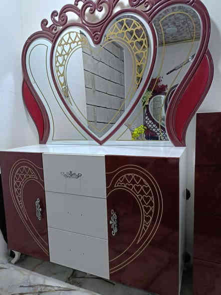 ا
السلا م عليكم غرفه تركي درجه أوله شرط نضافه ٩٠
٩ قطع العدد
السعر ٥٠٠بيع مستعجل
***********
***********
